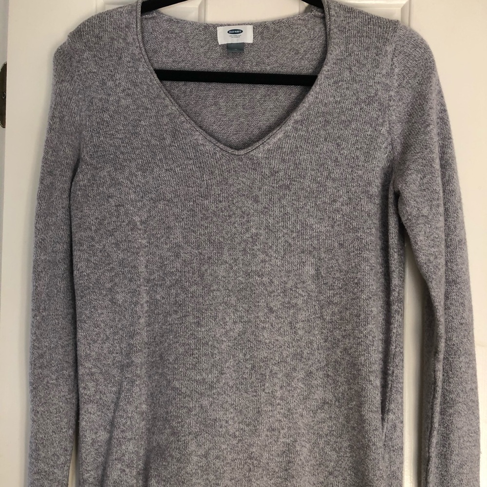 Gray Old Navy Sweater